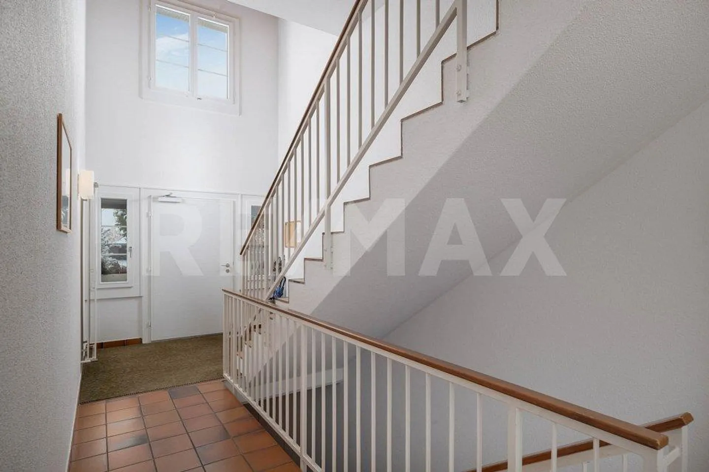 Charming Garden Apartment - Photo 12 of 13