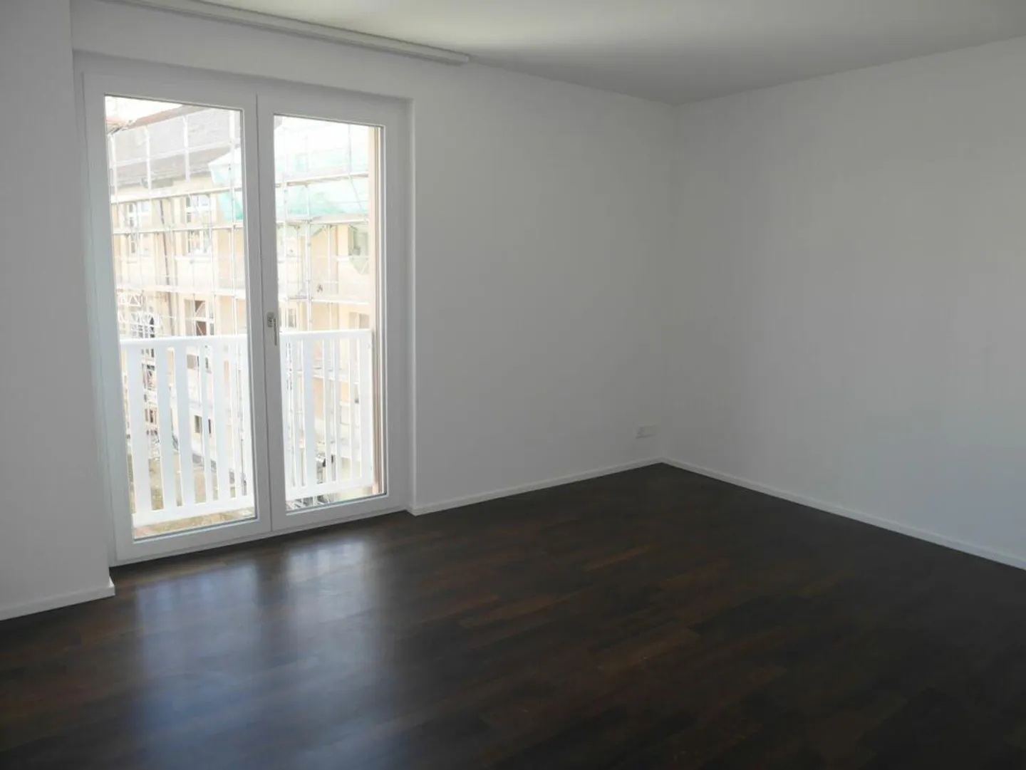 Modern 4.5-room apartment with garden directly at the train station - Photo 4 of 7