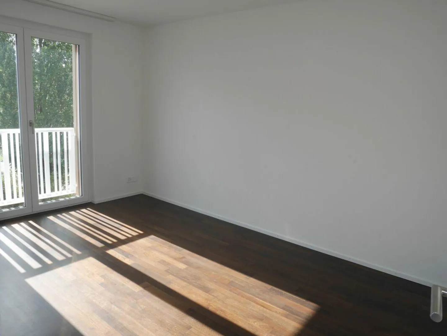 Modern 4.5-room apartment with garden directly at the train station - Photo 6 of 7