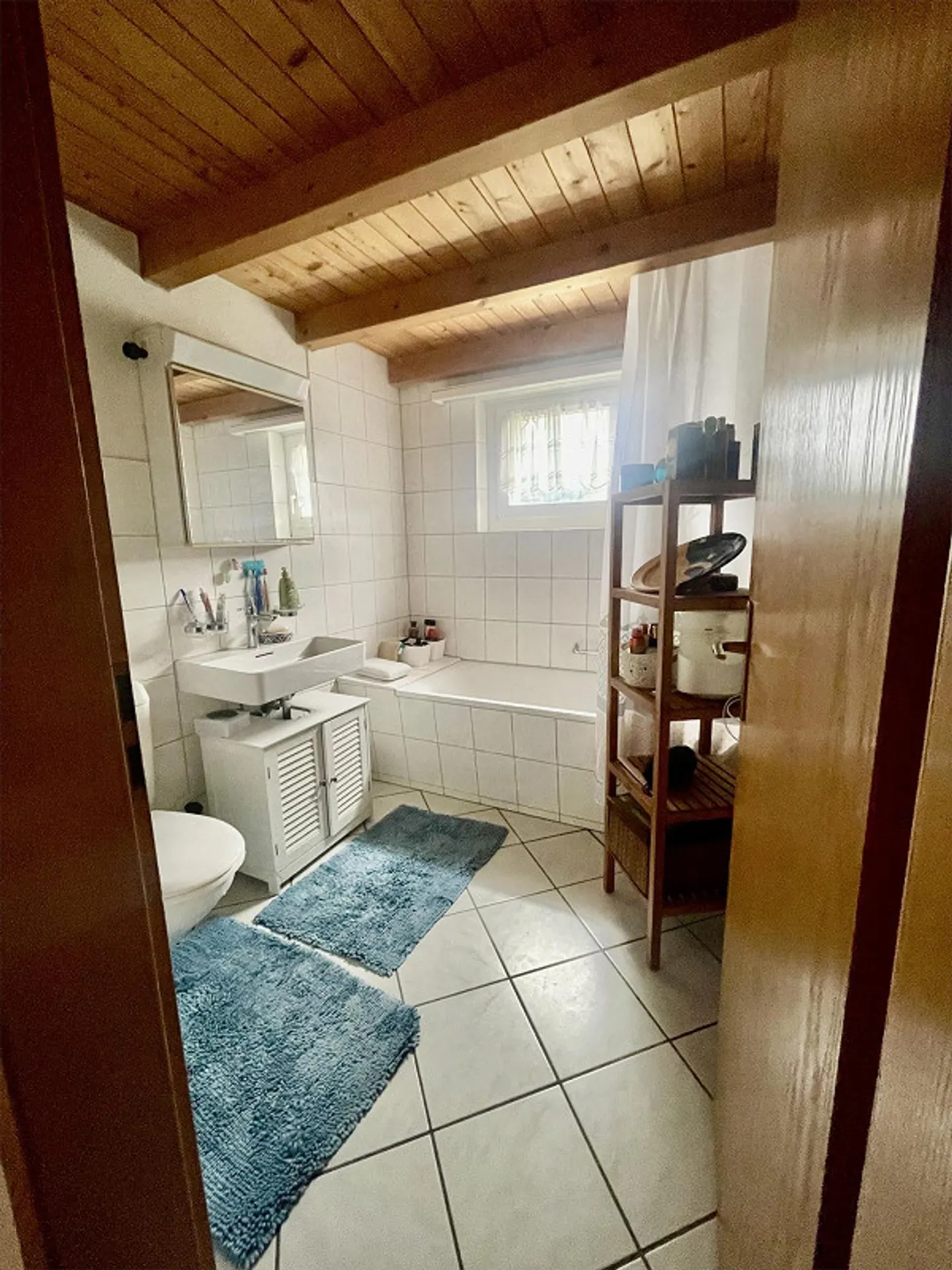 Incantevole appartamento mansardato di 3,5 locali con galleria e vista panoramica - Foto 6 di 11