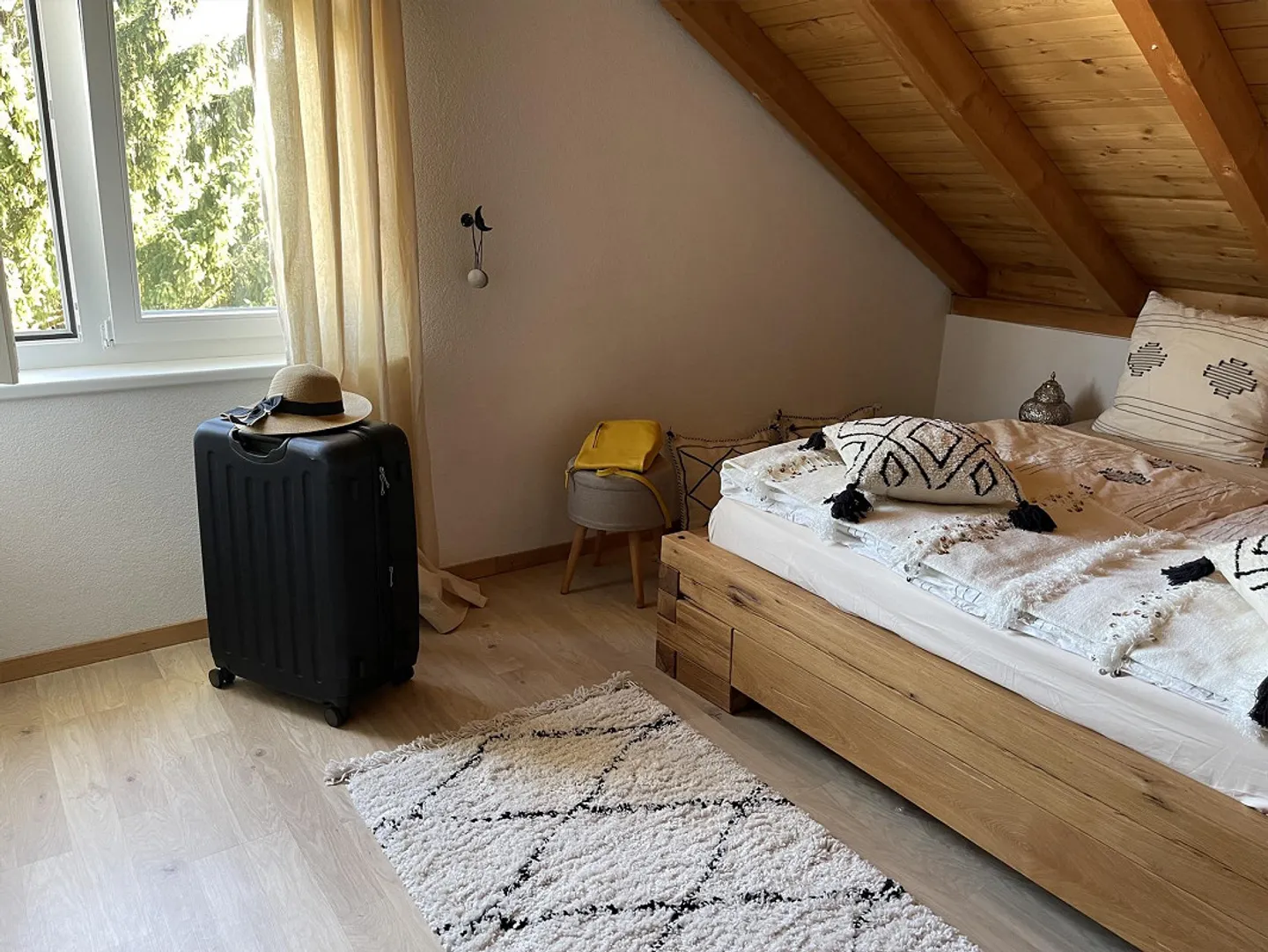 Incantevole appartamento mansardato di 3,5 locali con galleria e vista panoramica - Foto 10 di 11