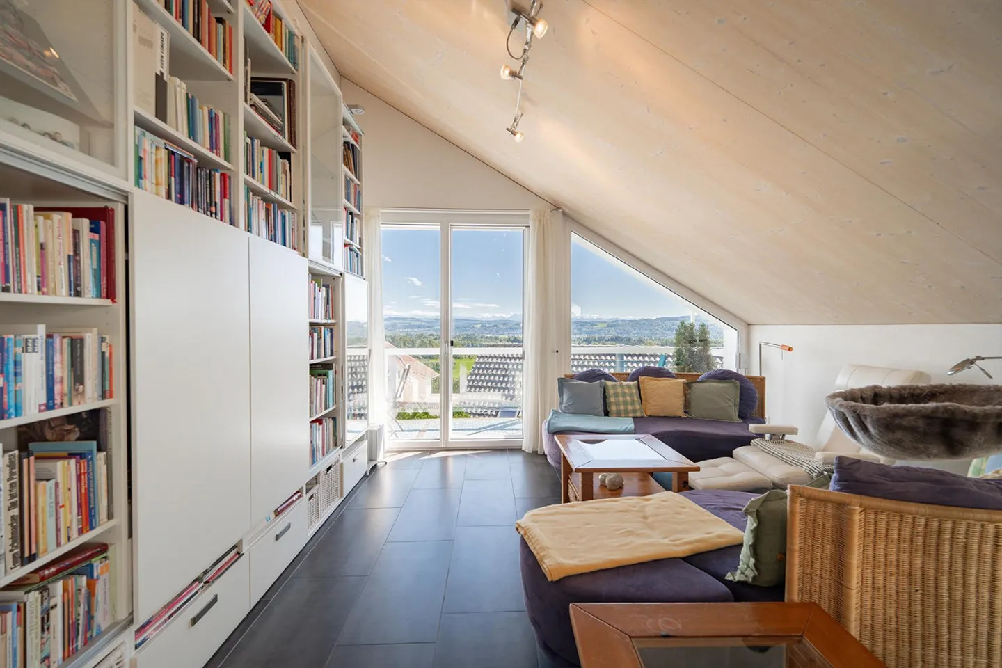 Arriver. Se sentir bien. Profiter. Vue panoramique à Illhart TG - Photo 4 sur 7