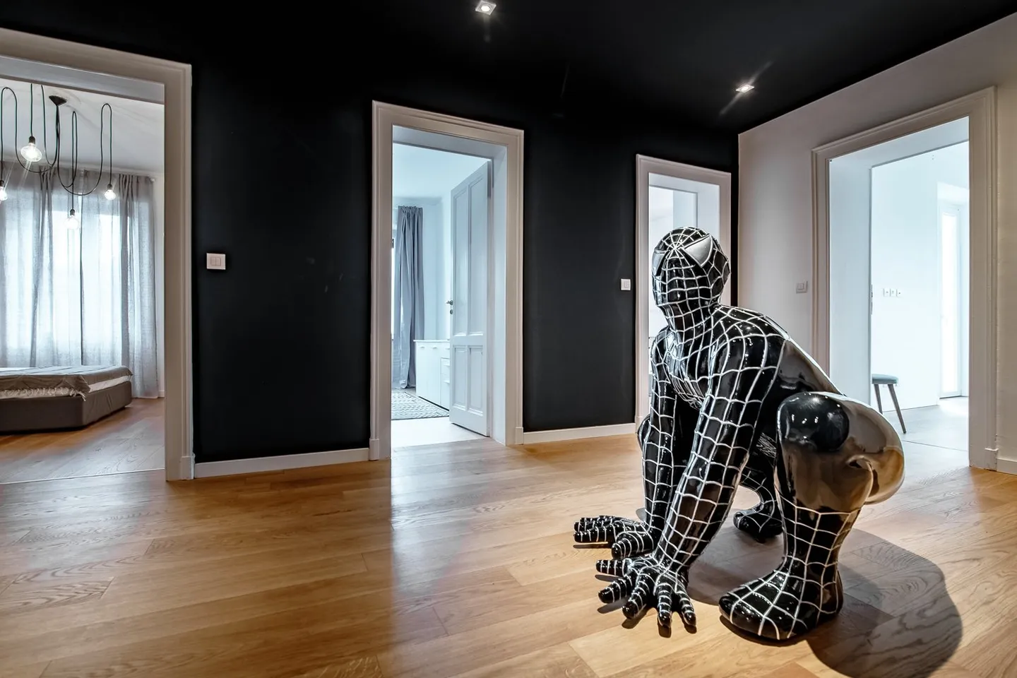 Villa mit atemberaubendem Seeblick - Foto 3 von 34