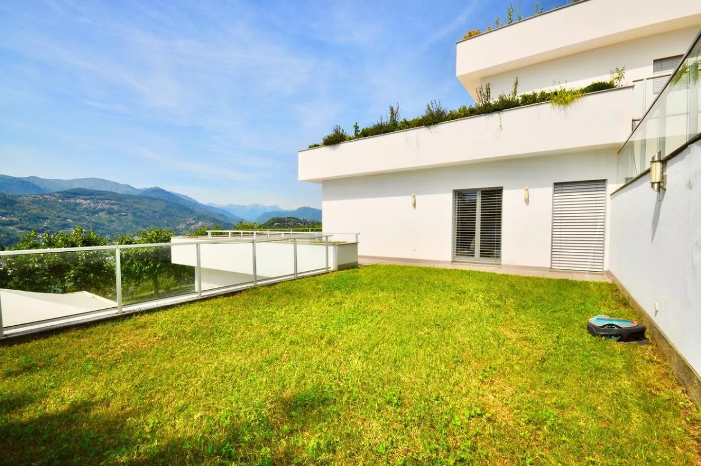 Appartement de Luxe avec Terrasse Panoramique et Studio - Photo 8 sur 24