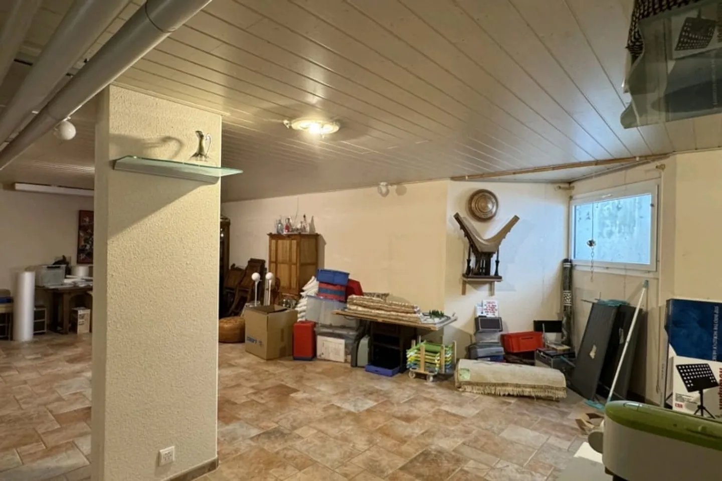 Atelier 1 pièce - Photo 3 sur 4