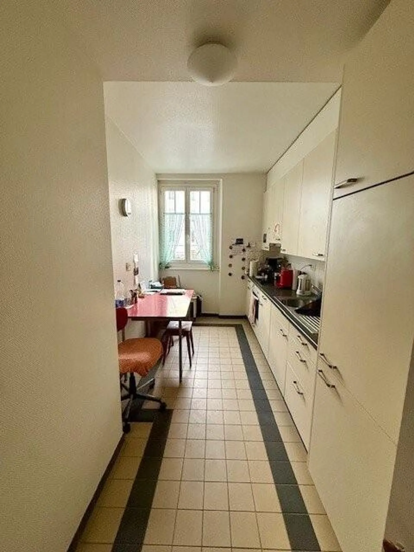 A deux pas de la gare de Lausanne - Photo 3 sur 4