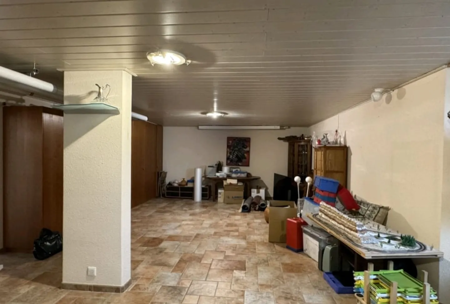 Atelier 1 pièce - Photo 1 sur 4