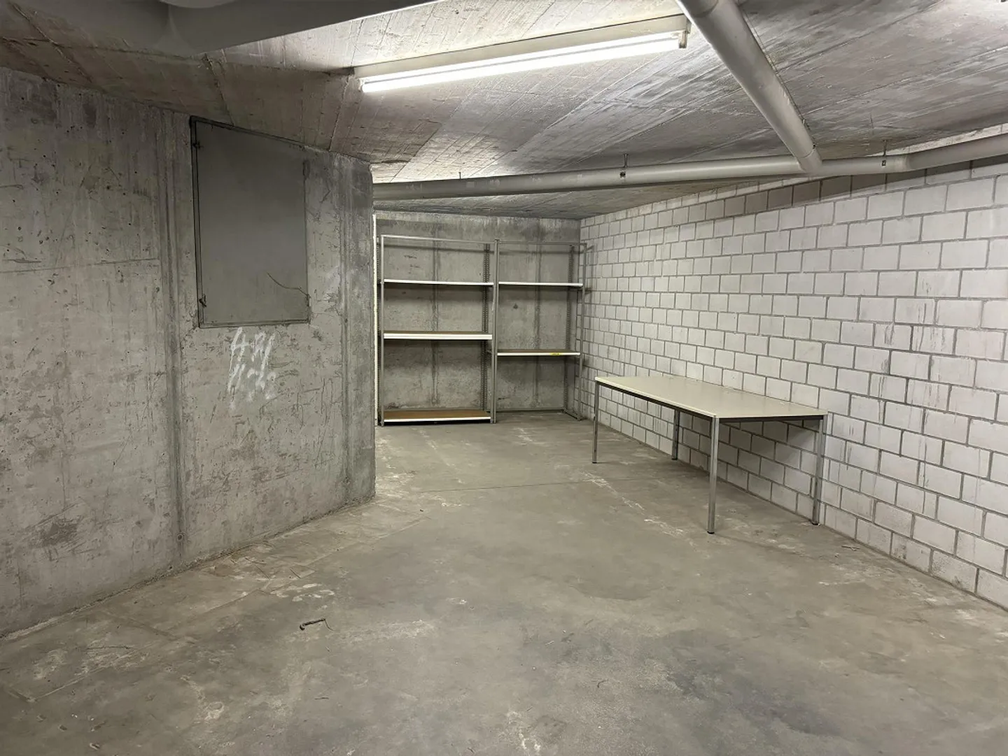 Stanza per il bricolage a Buchs - Foto 2 di 3
