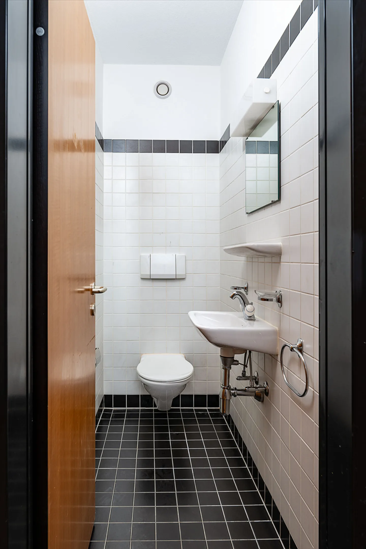 Apartment for rent - Photo 6 of 9