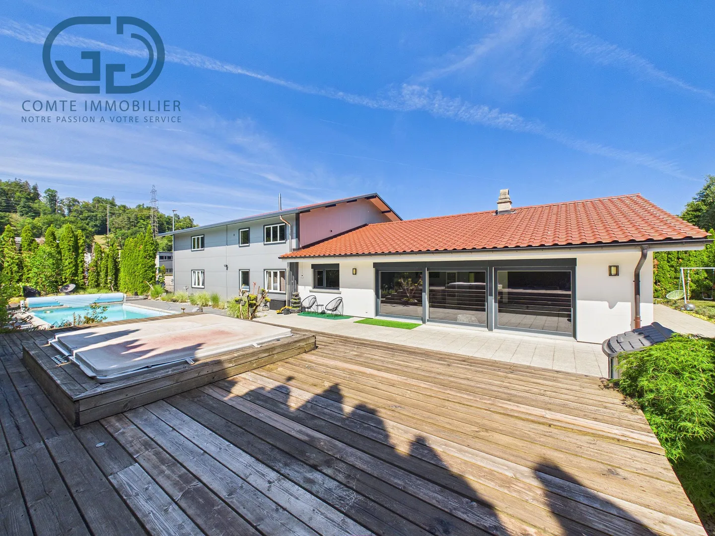 Maison familiale avec espace pro - Photo 1 sur 13