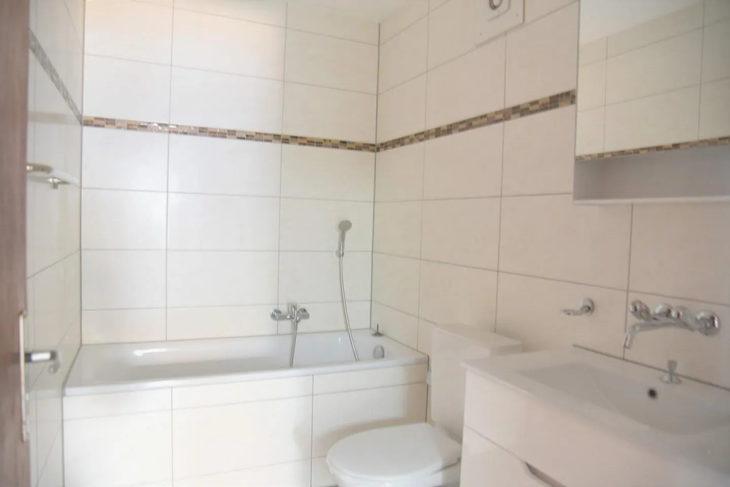 Charming 3-room apartment in Moutier - Photo 5 of 7