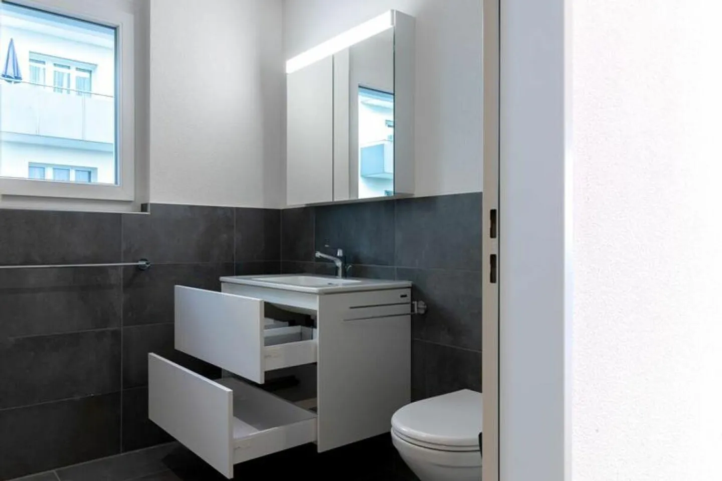 Sehr schöne 2.5-Zi.-WG im Erdgeschoss - Photo 9 of 12