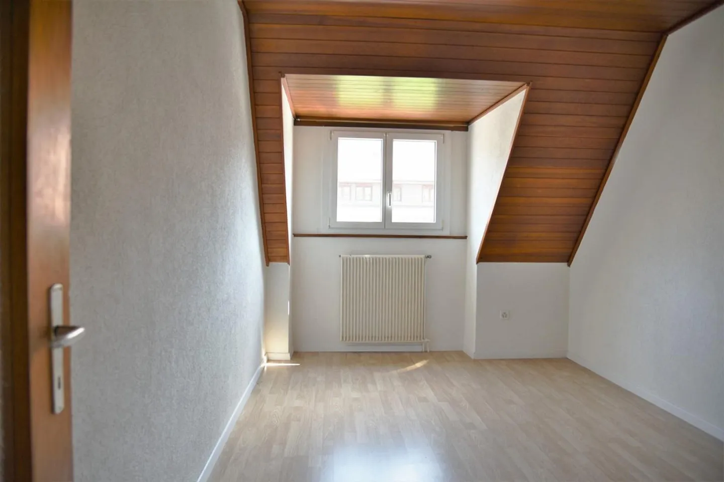 Charming 3-room apartment in Moutier - Photo 3 of 7