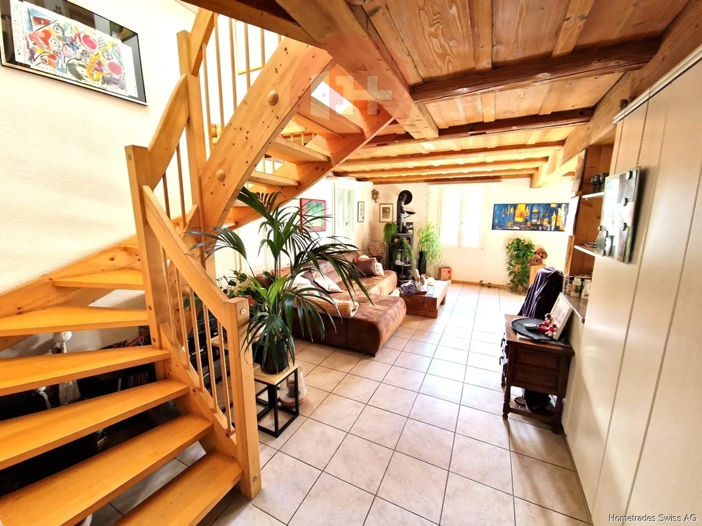 RUSTIKALES 5-ZIMMER BIJOU AUF 2 ETAGEN MIT SCHWEDENOFEN! - Photo 1 of 8