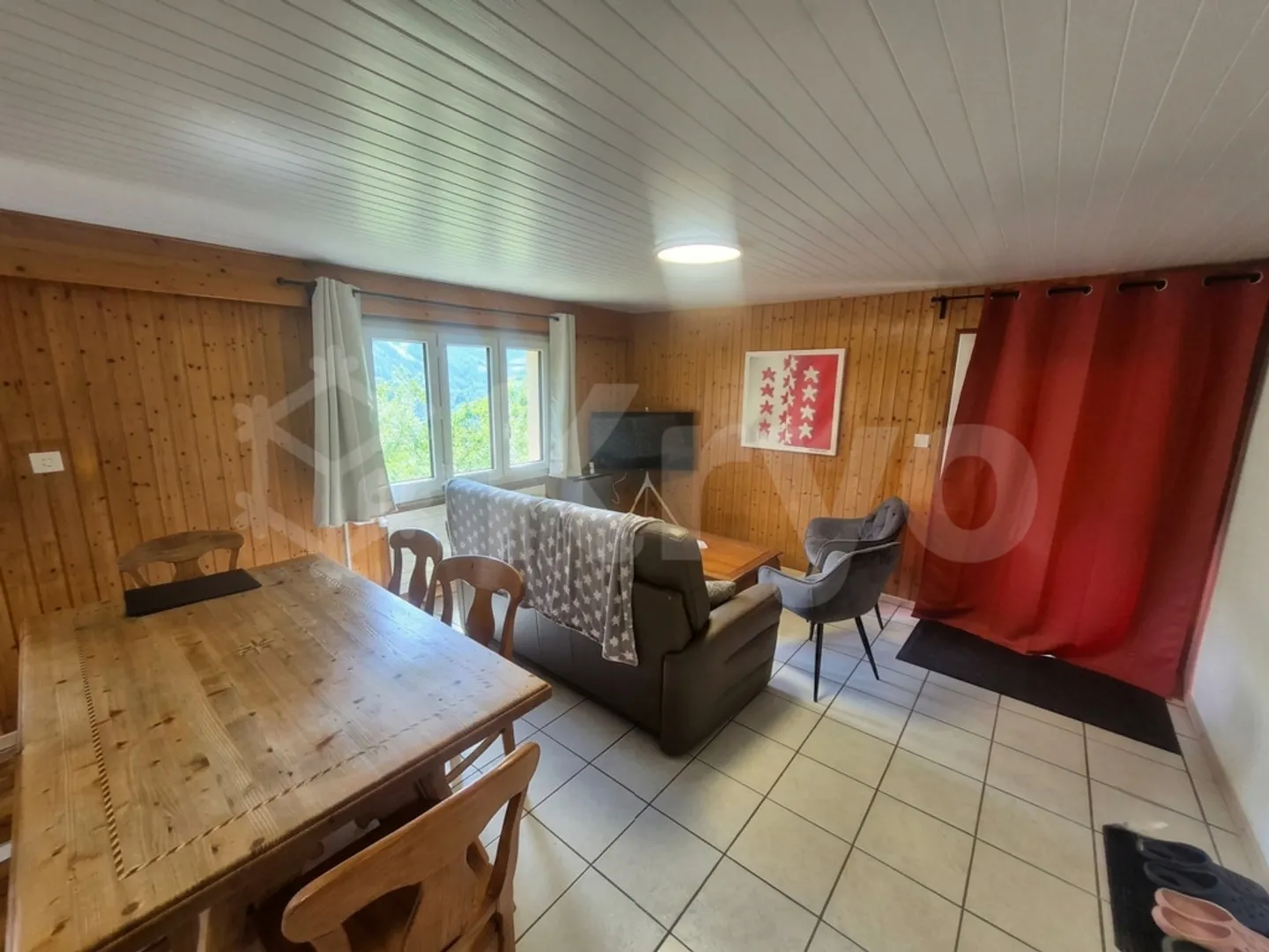 EUSEIGNE - DUPLEX DI 4.5 LOCALI, TERRAZZA E VISTA MAGNIFICA - Foto 4 di 10