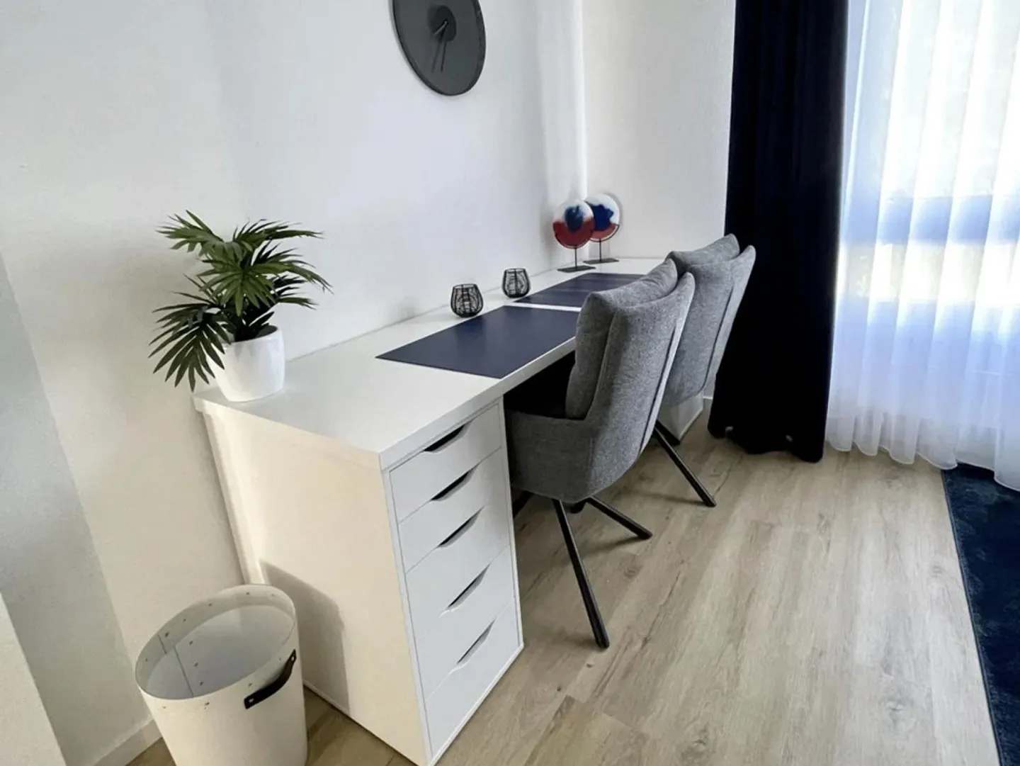 Exclusive comfortable furnished 4 ½ room apartment in Dietikon (Zurich) for rent. - Photo 4 of 15
