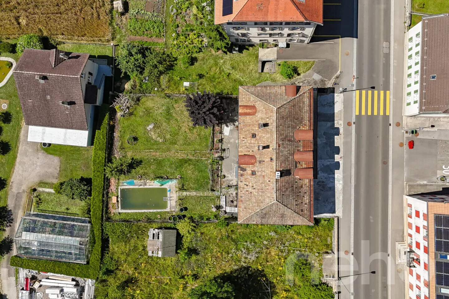 Einzigartiges Gebäude zu renovieren - Helle Immobilie mit großzügigen Volumen - Foto 1 von 12