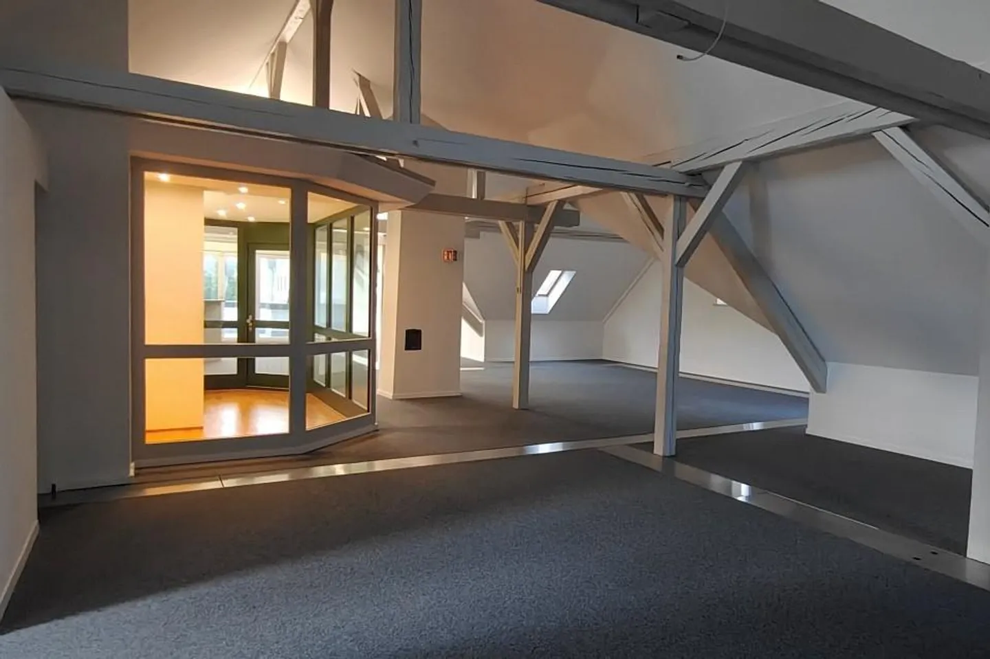Vielseitige Büroflächen zu vermieten - Foto 7 von 12