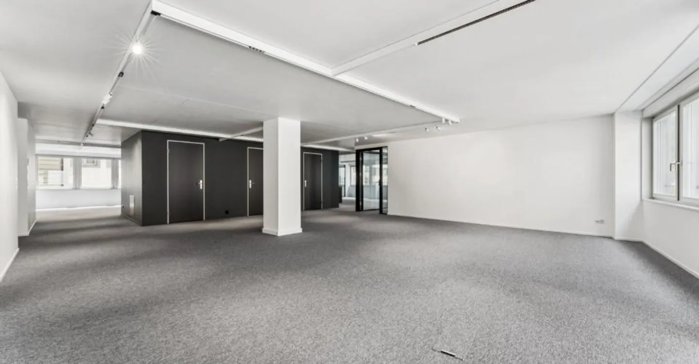 Your office space in the heart of Lucerne's old town! - Photo 3 of 11