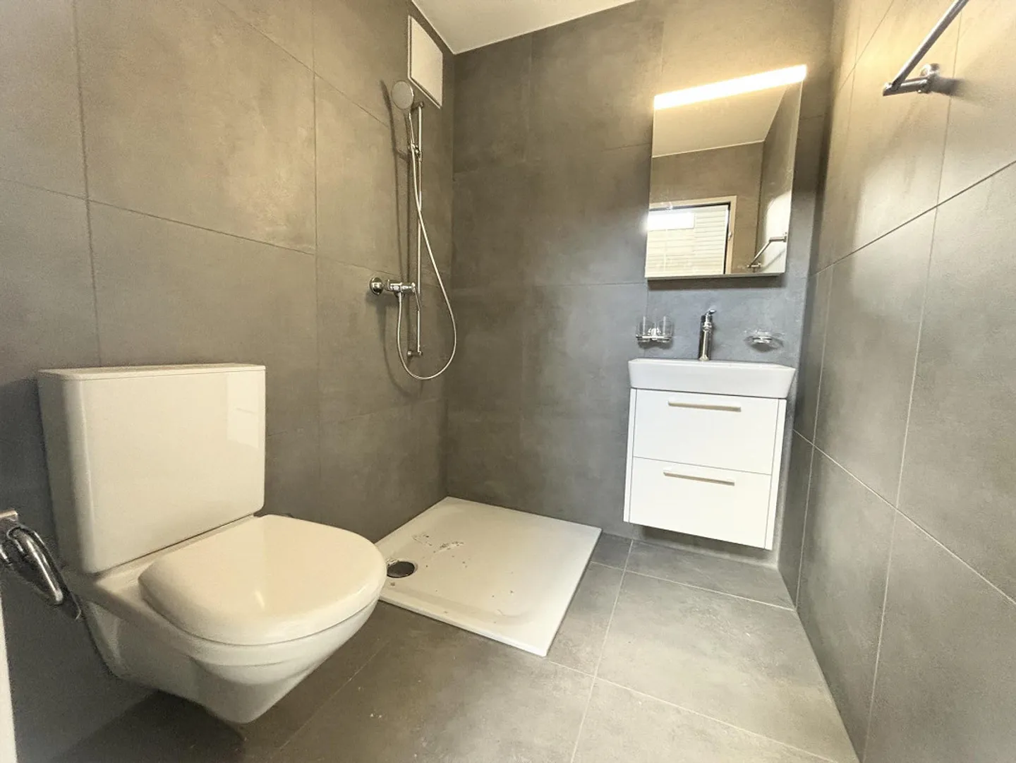 Rinnovato di recente, ottima posizione! La tua nuova casa? - Foto 3 di 13