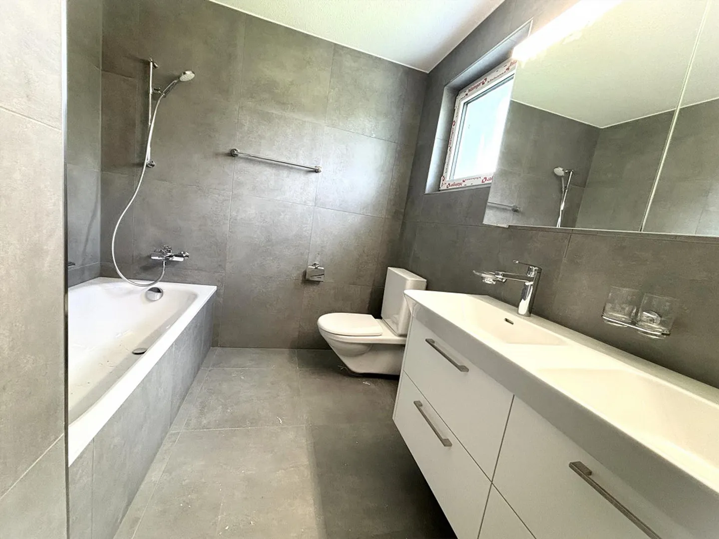 Rinnovato di recente, ottima posizione! La tua nuova casa? - Foto 4 di 13