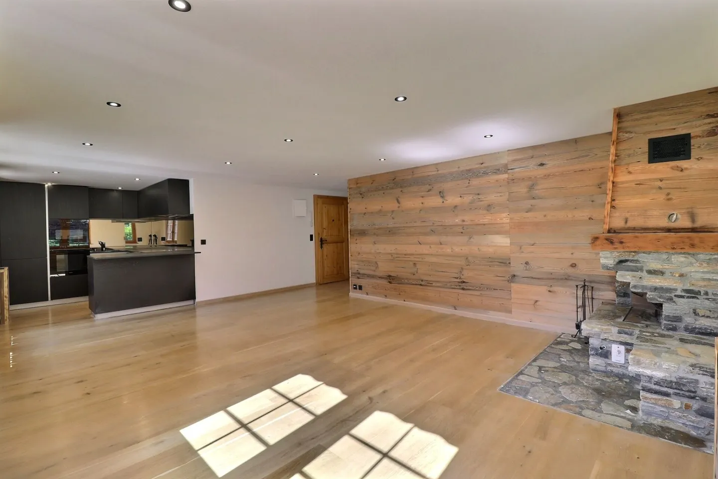 Appartement Charmant à Villars - Photo 1 sur 19