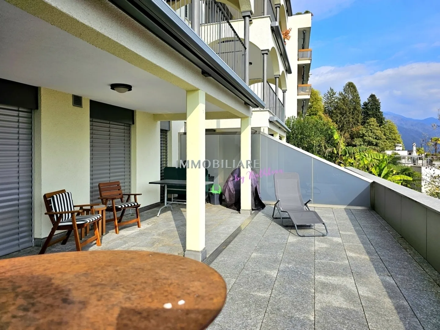 Duplex: 2 grosse Terrassen, Gartenanteil, Seesicht, Pool, Erstwohnsitz - Foto 10 von 13