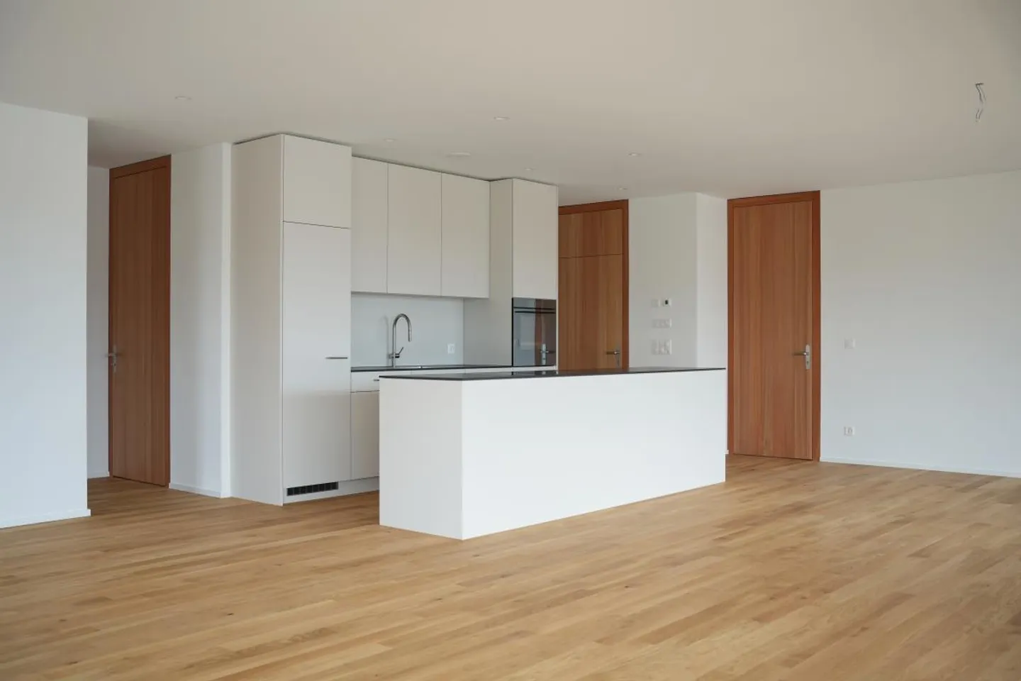 Modernes Apartment mit grosser Terrasse - Foto 6 von 22