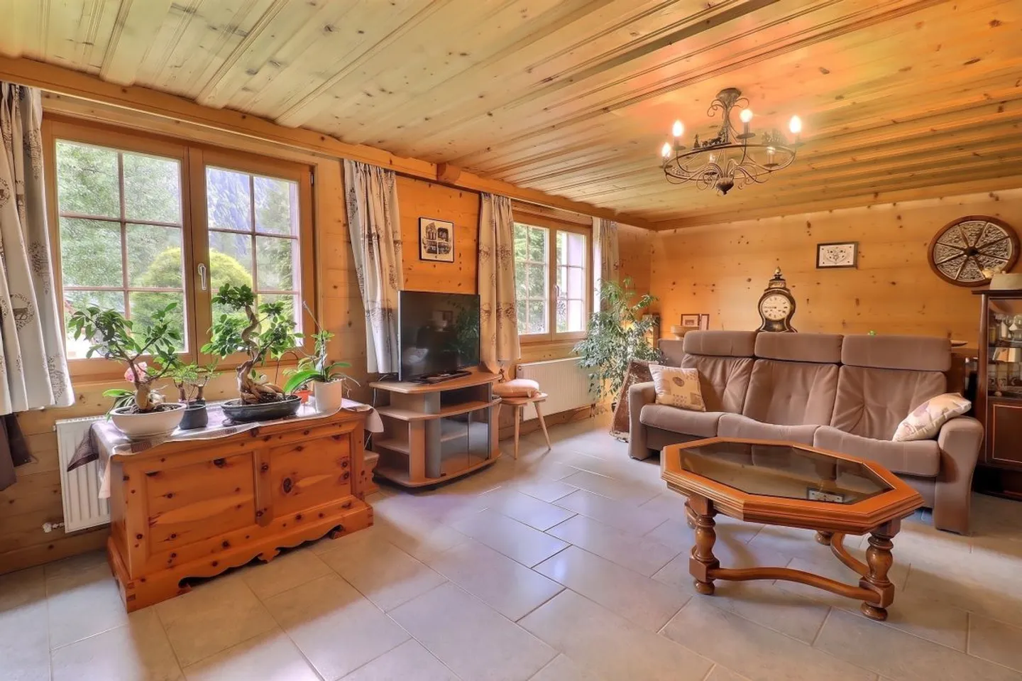 Charmantes Chalet in Rossinière - Foto 4 von 13
