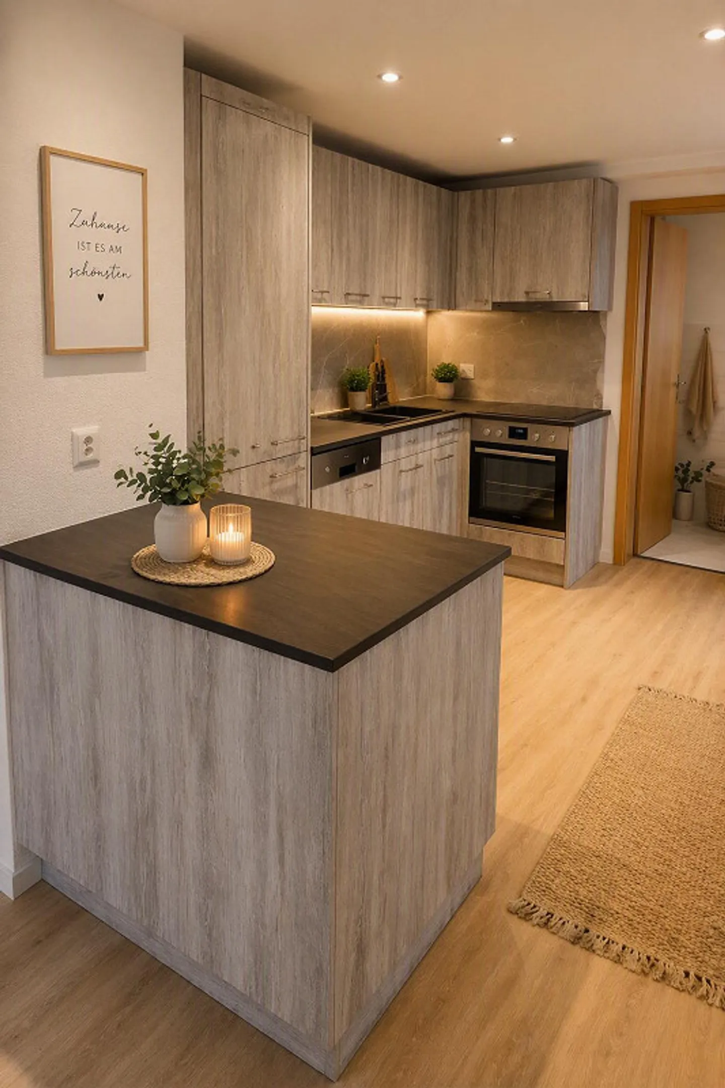 Charming 3.5-room apartment with new renovation - Photo 1 of 9