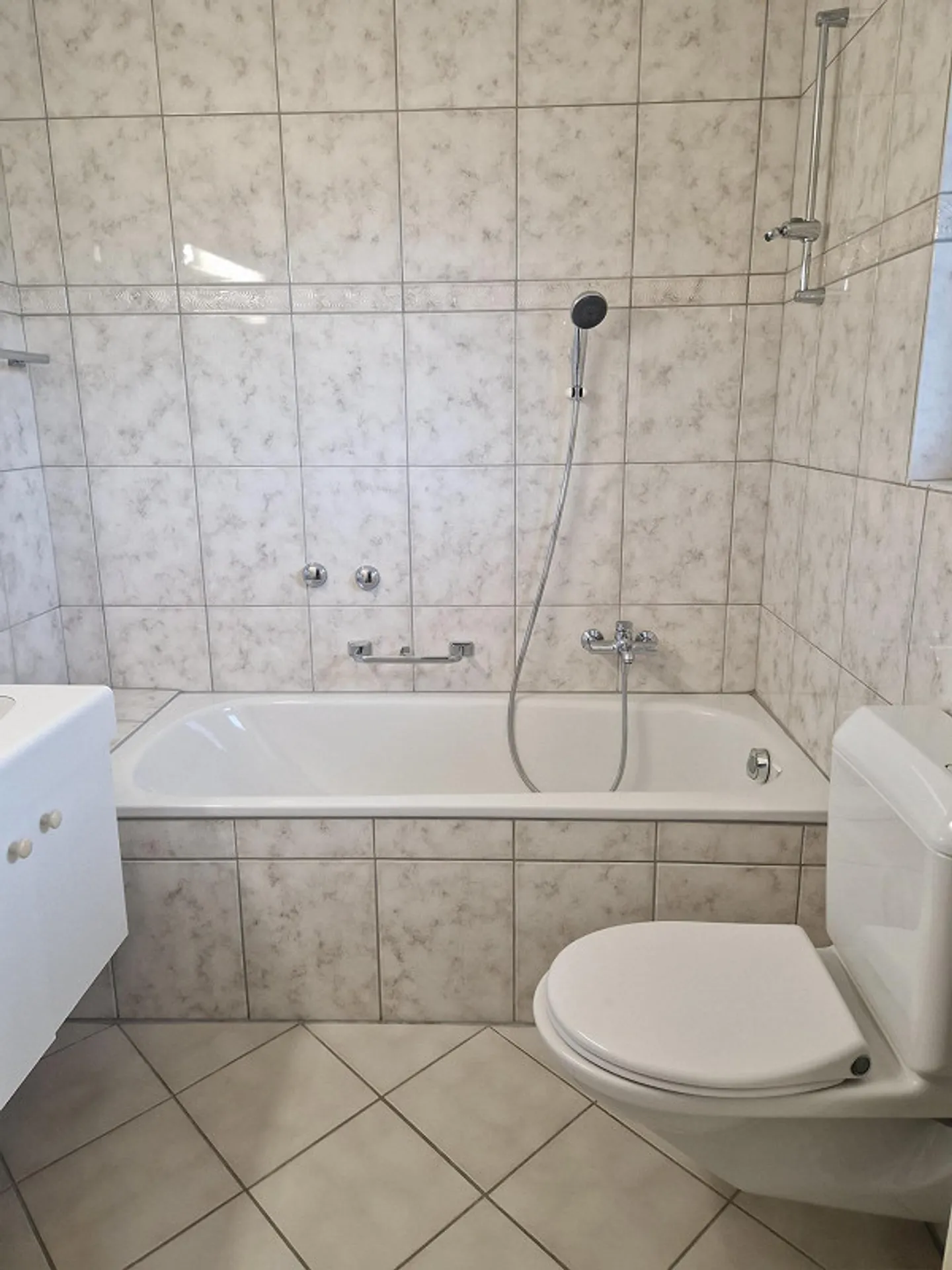 Charmante 3.5-Zimmerwohnung in ruhigem Quartier - Foto 6 von 12