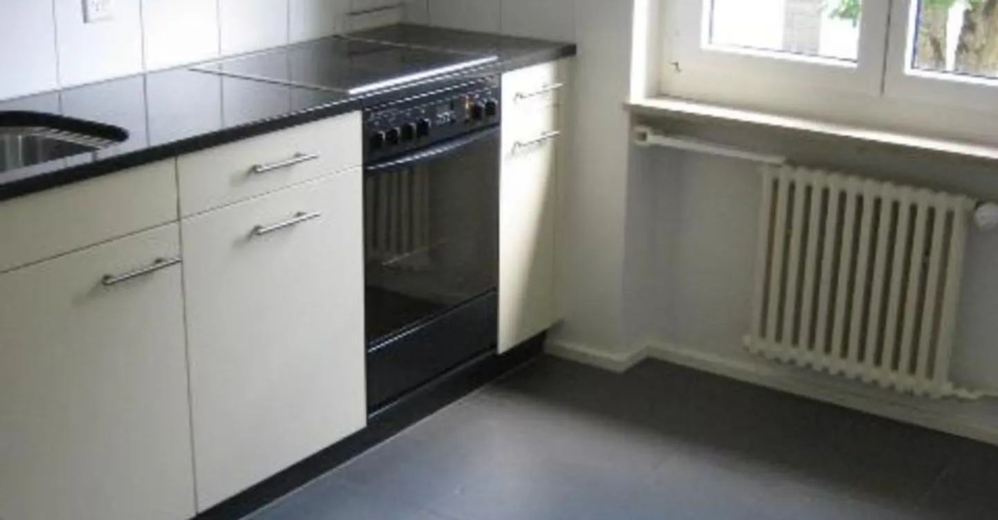 Charmante Wohnung Nähe Schwimmbad - Foto 3 von 5
