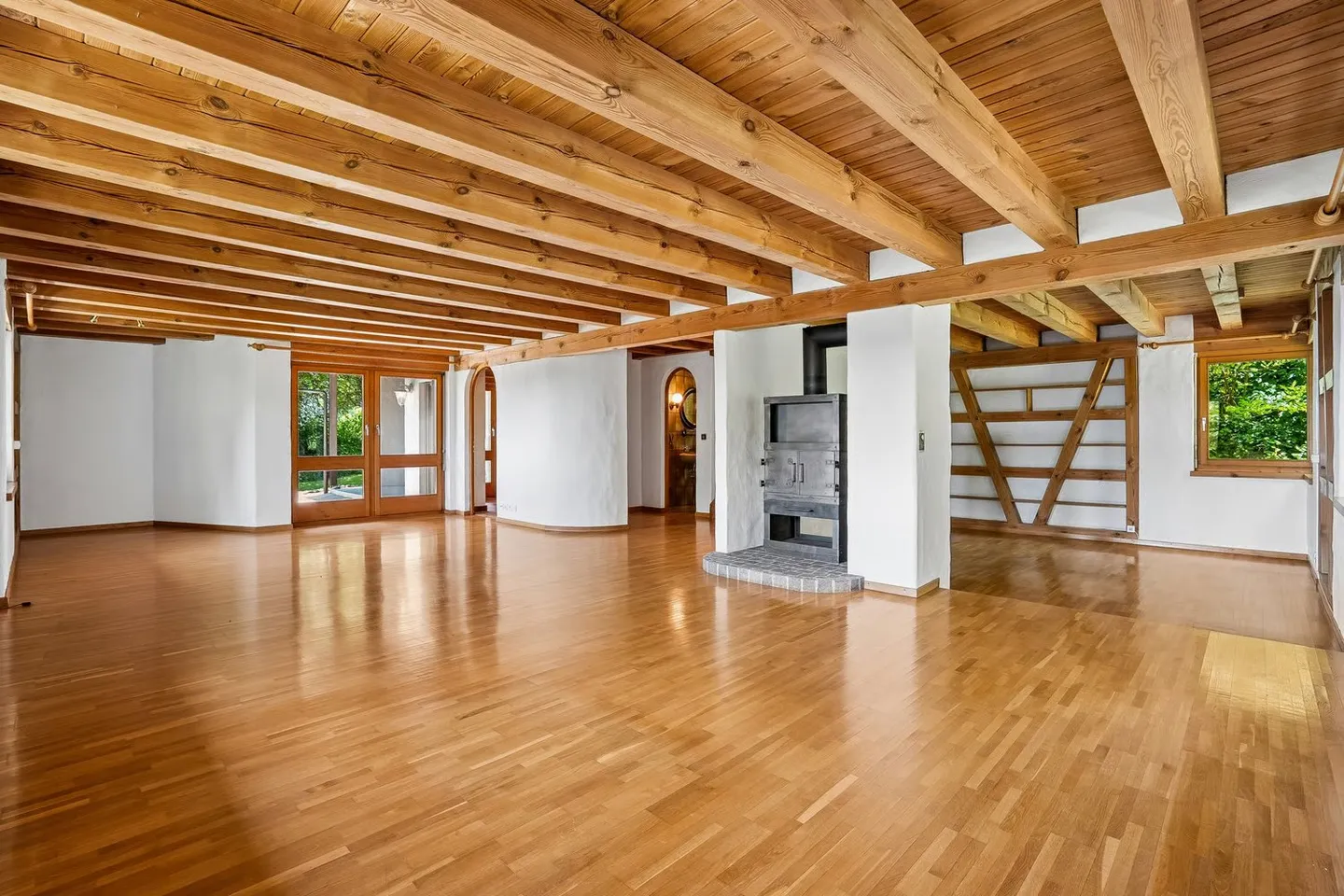 Single-family house at the edge of the forest – Spacious and characterful - Photo 6 of 19