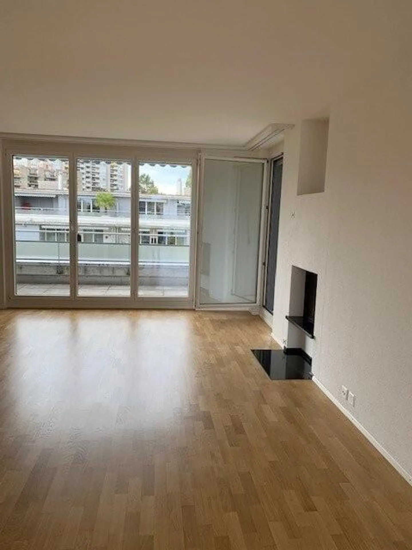 Appartement en attique avec sa propre tour de lavage - idyllique et proche de la ville - Photo 2 sur 8