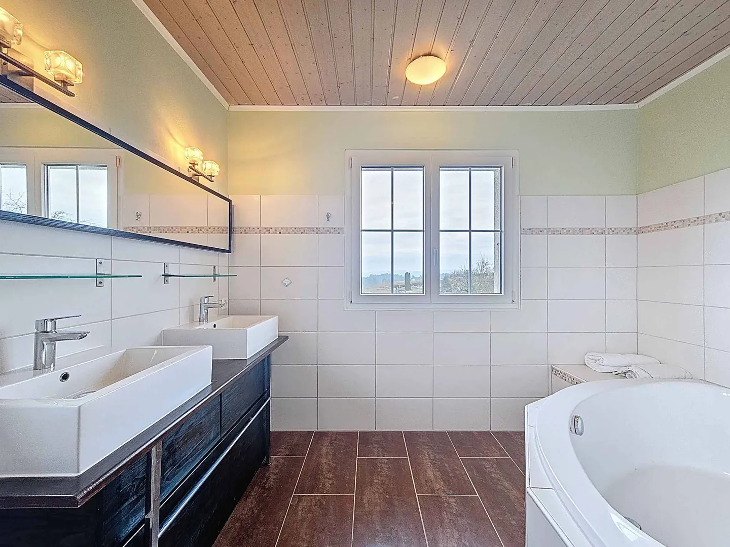 Une villa individuelle exceptionnelle dans un environnement verdoyant - Photo 9 sur 13