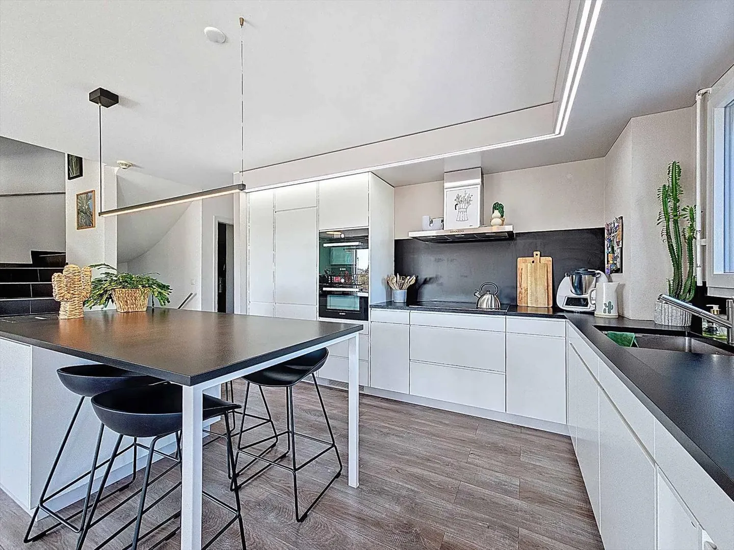 Villa a schiera contemporanea con giardino! - Foto 5 di 13