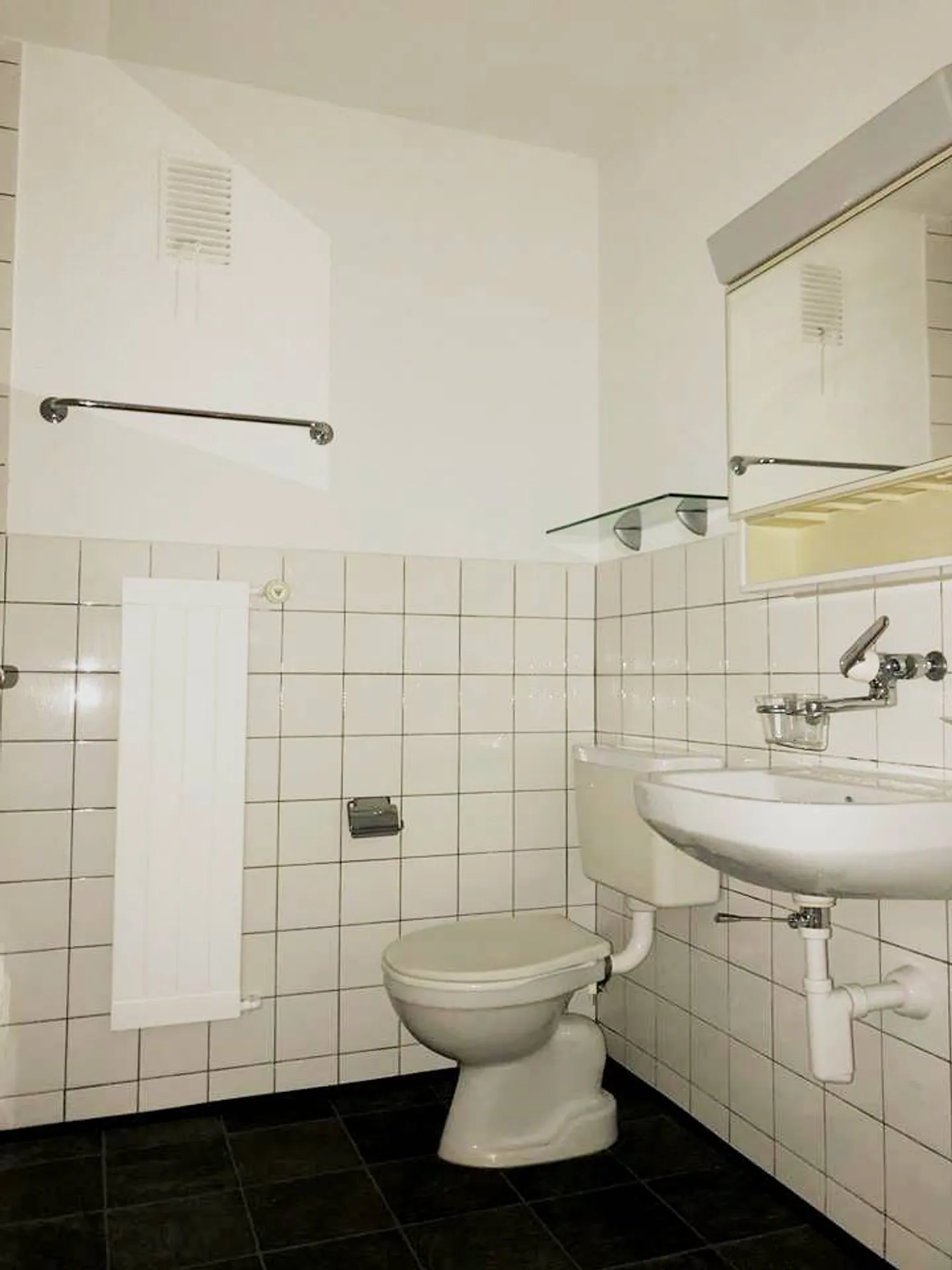 Apartment for rent - Photo 4 of 7