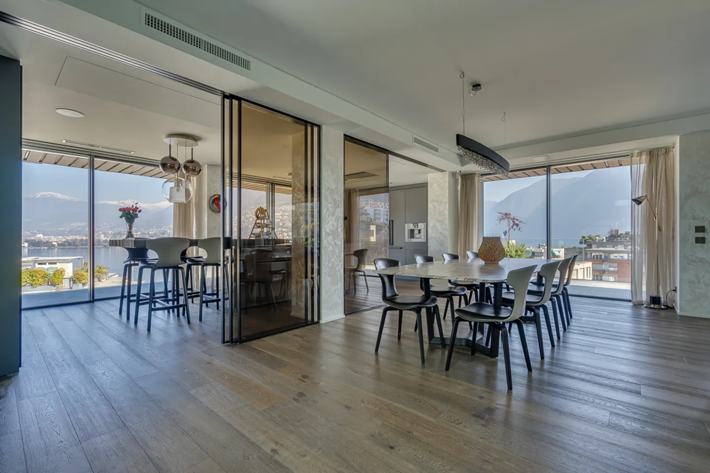 Exklusivität: Luxus-Penthouse mit Seeblick und Bootsanleger - Foto 6 von 21