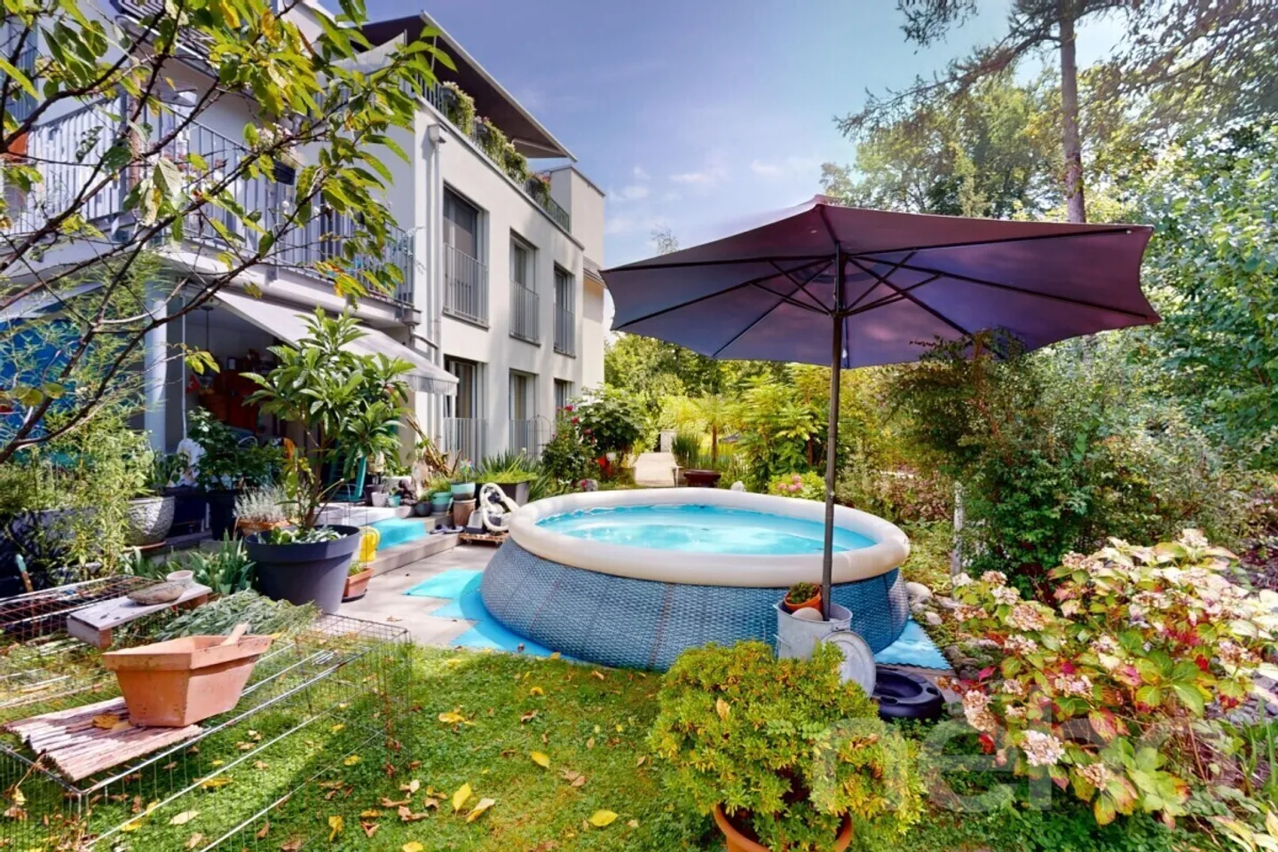 Vivere e investire al lago di Zurigo? MFH moderno con 4 unità - Foto 1 di 11