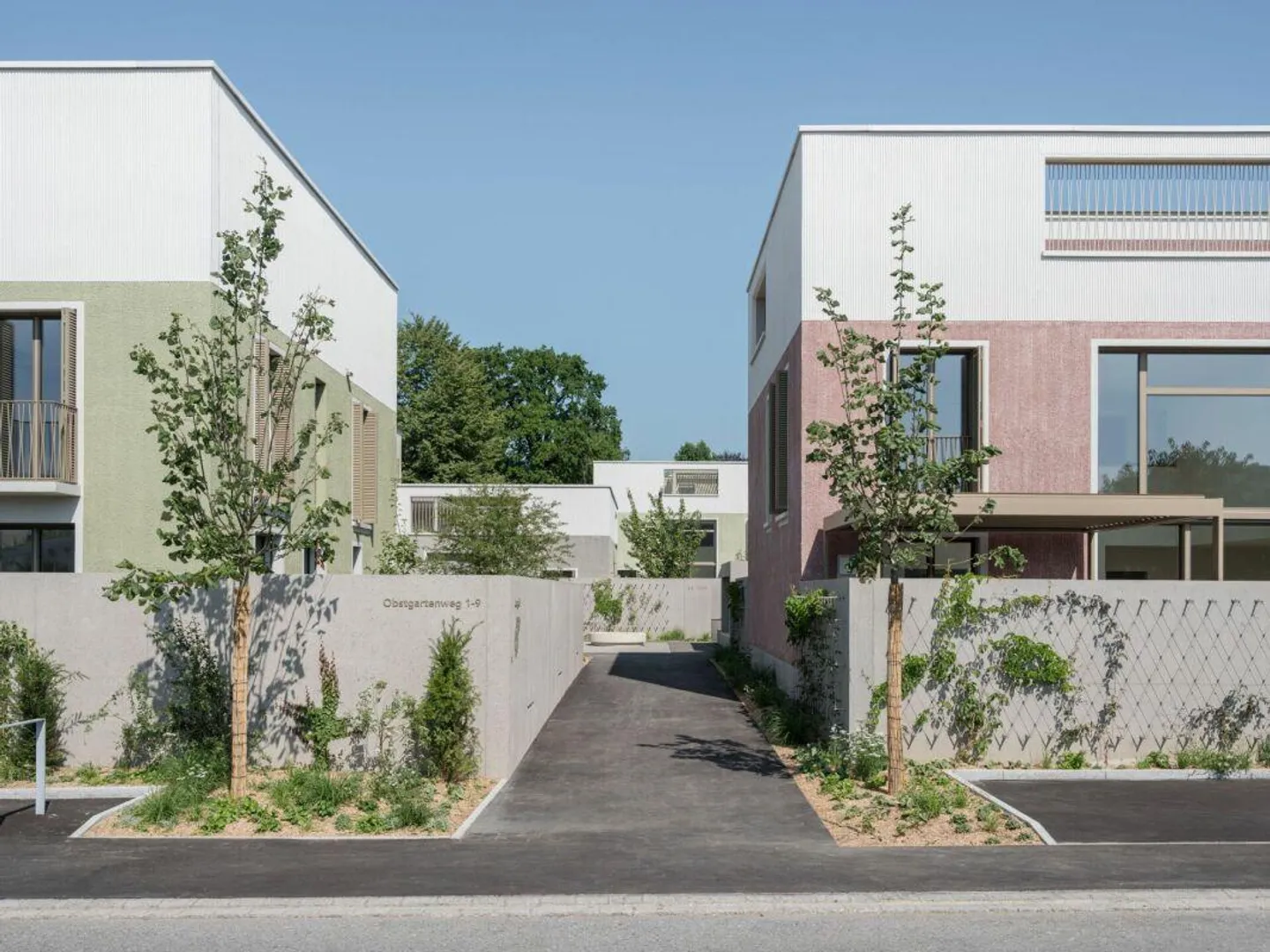 Exclusive new apartment with impressive ceiling height and generous... - Photo 3 of 10