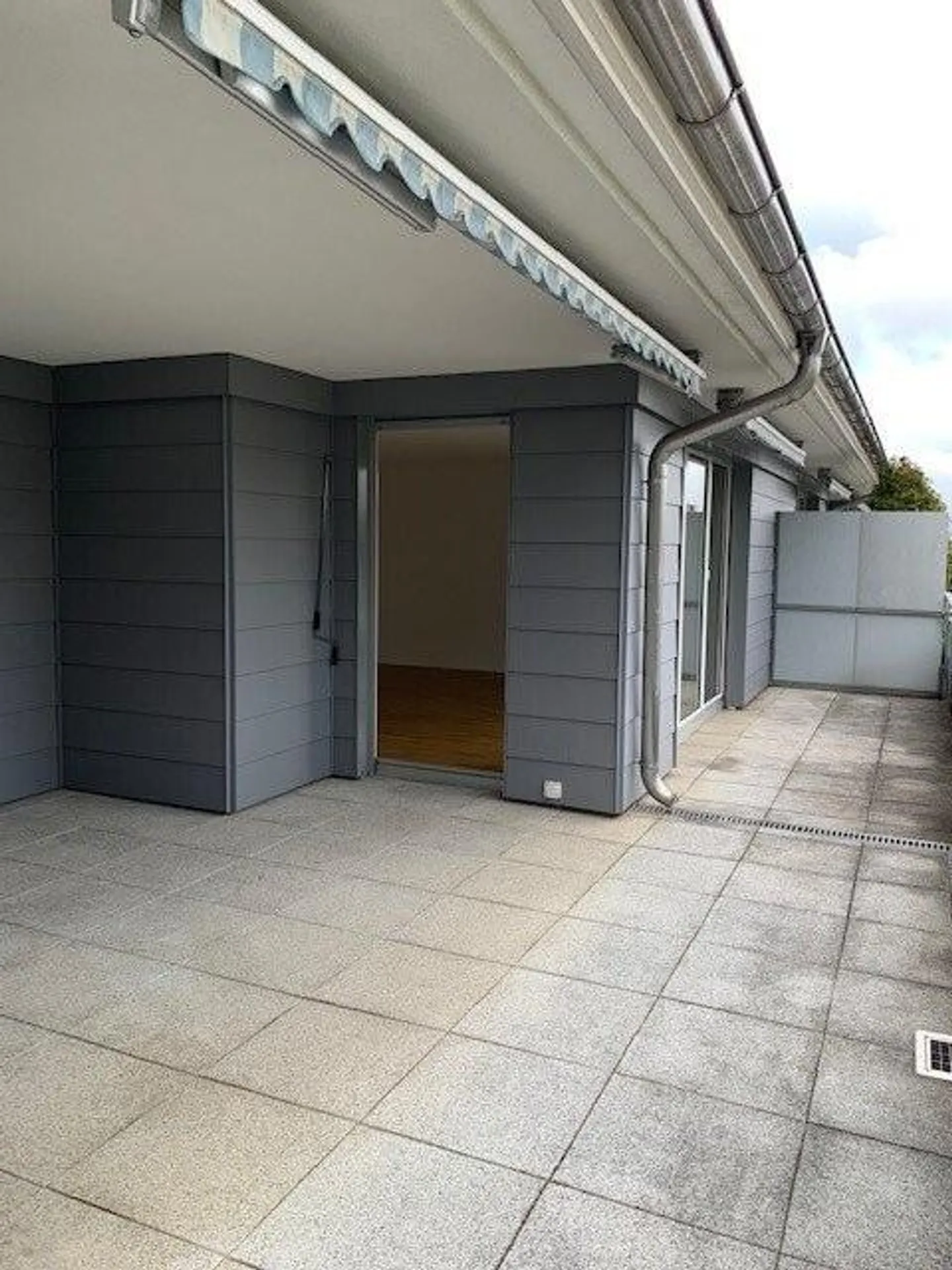 Appartement en attique avec sa propre tour de lavage - idyllique et proche de la ville - Photo 8 sur 8