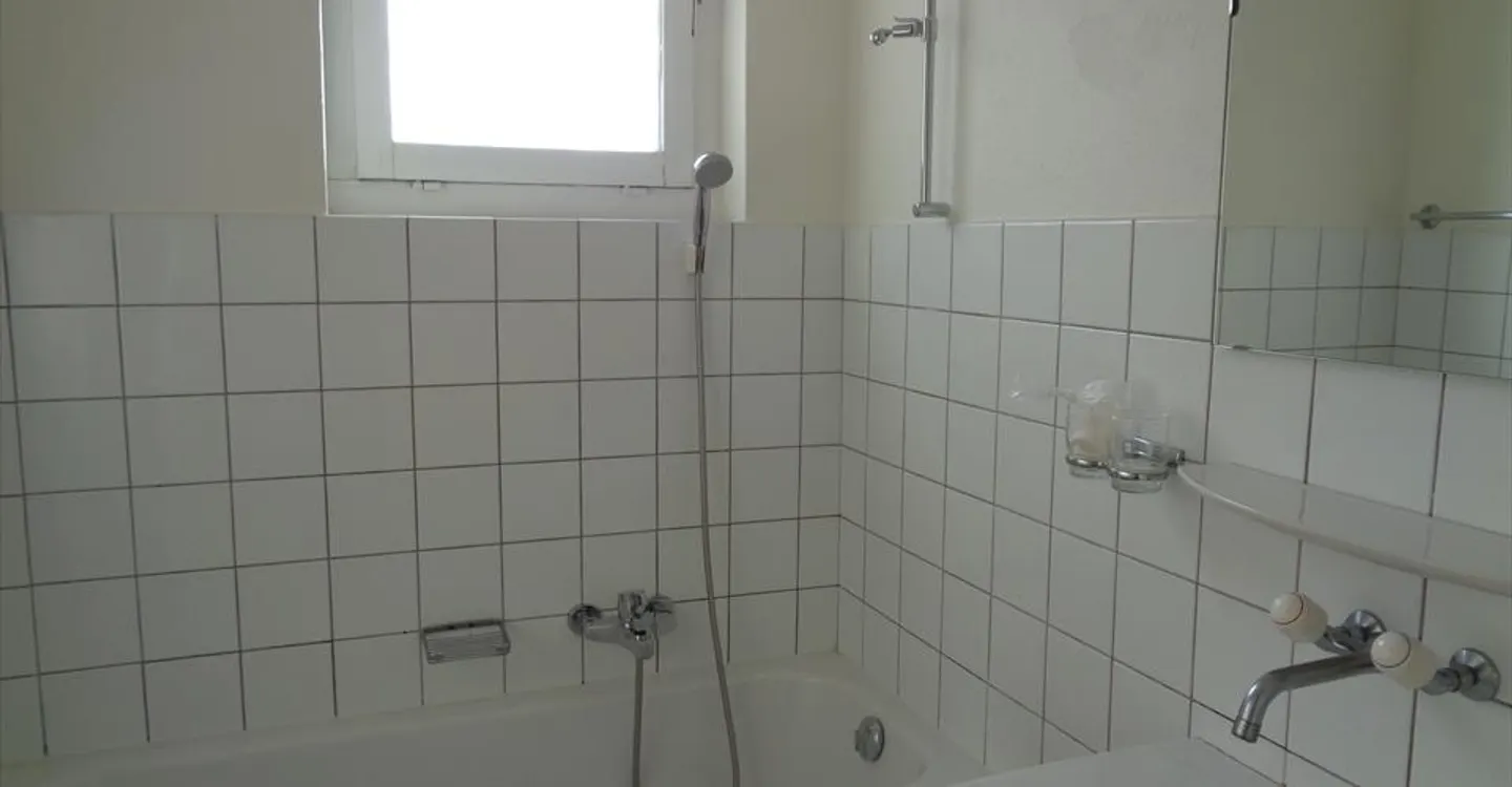 Apartment located between the city center and the railway station - Photo 8 of 13
