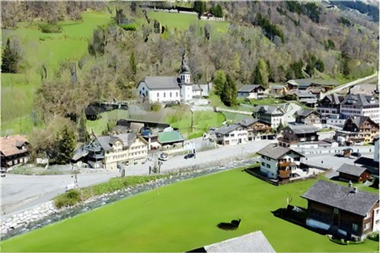 Unbuilt land 826 m² with great potential in Unterschächen UR - Photo 7 of 13