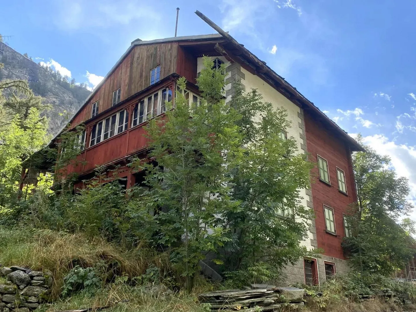 Sanierungsobjekt mit Potenzial in Herbriggen bei Zermatt - Foto 6 von 9