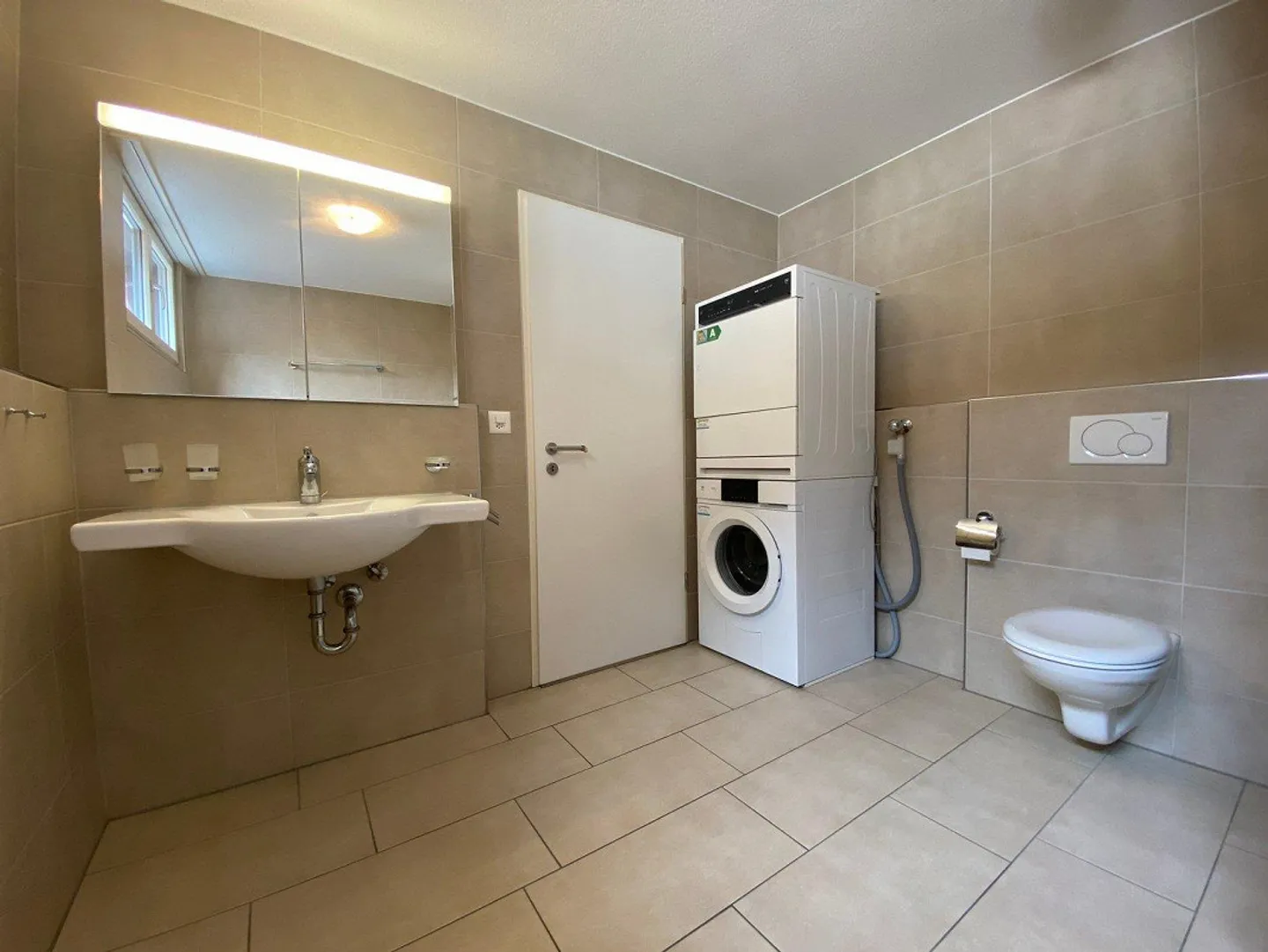 Grosszügige 4.5 Zimmer-Dachwohnung mit Cheminée - Foto 6 von 14