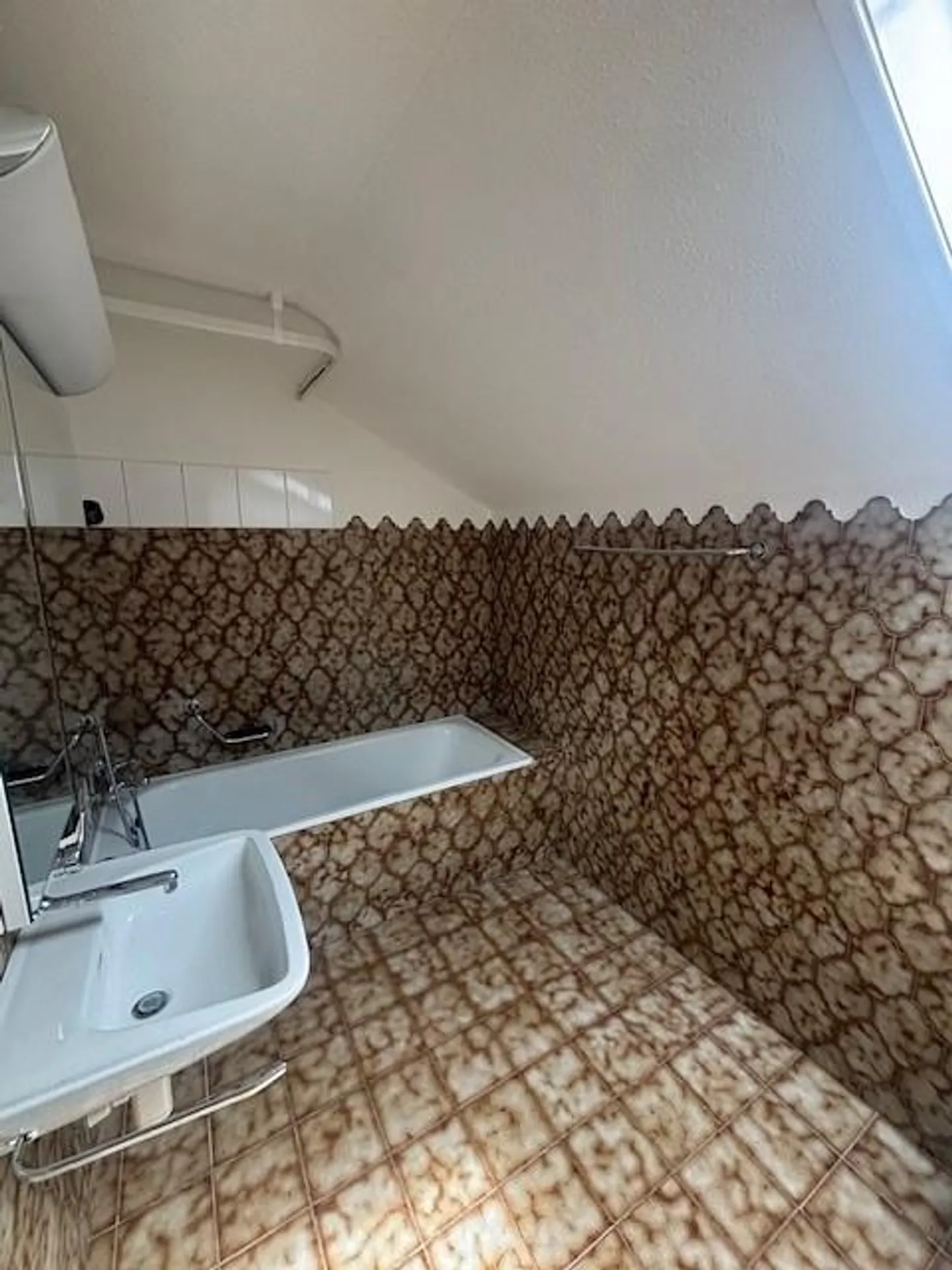 Grosszügige Wohnung in ruhiger Lage - Foto 7 von 8