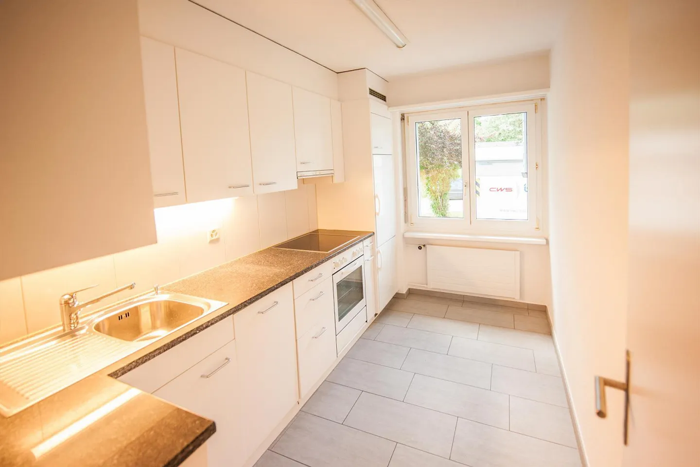 Bright apartment with a view of the countryside! - Photo 5 of 7