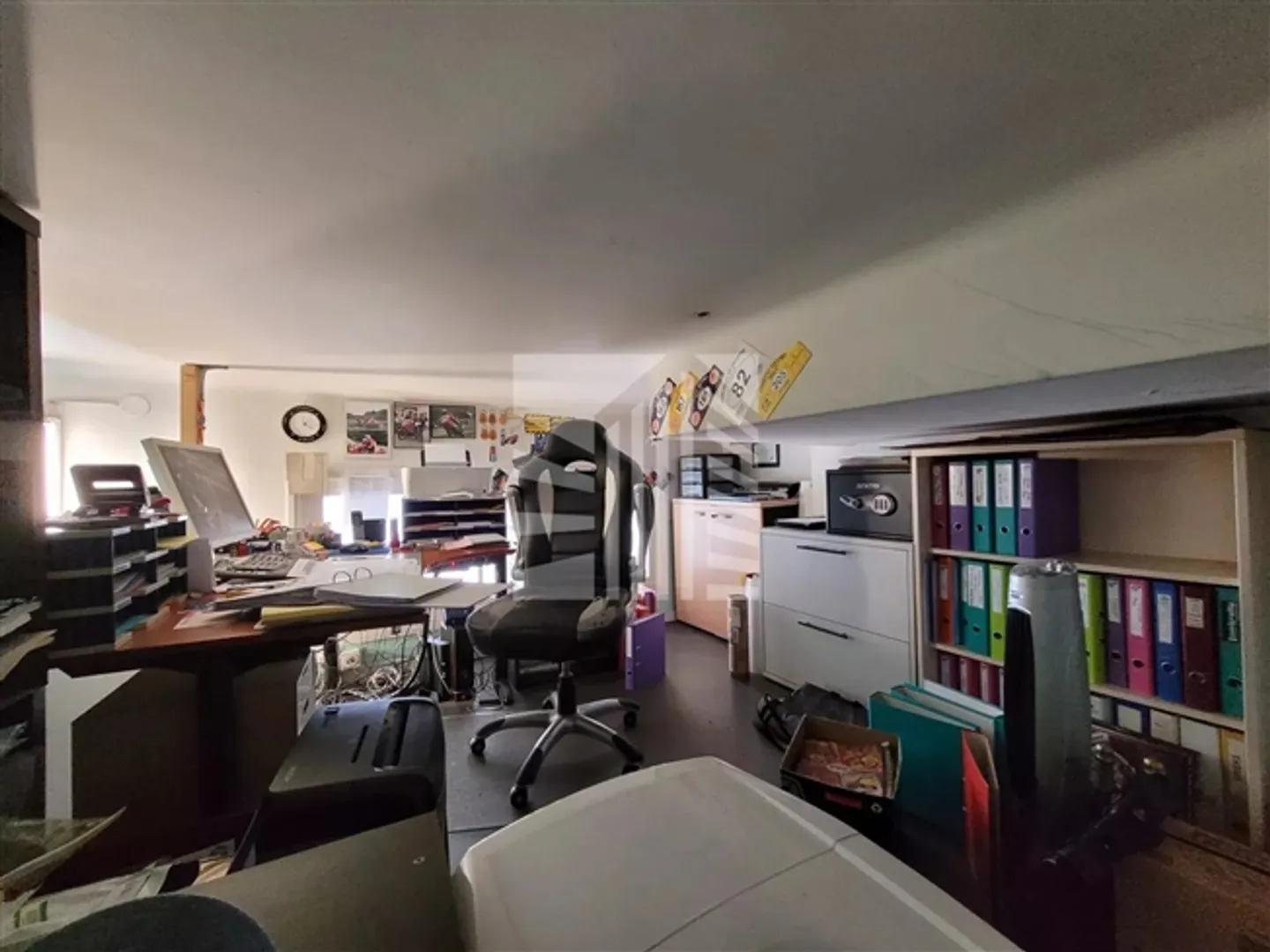 Officina e vendita di veicoli nel centro - Foto 5 di 8