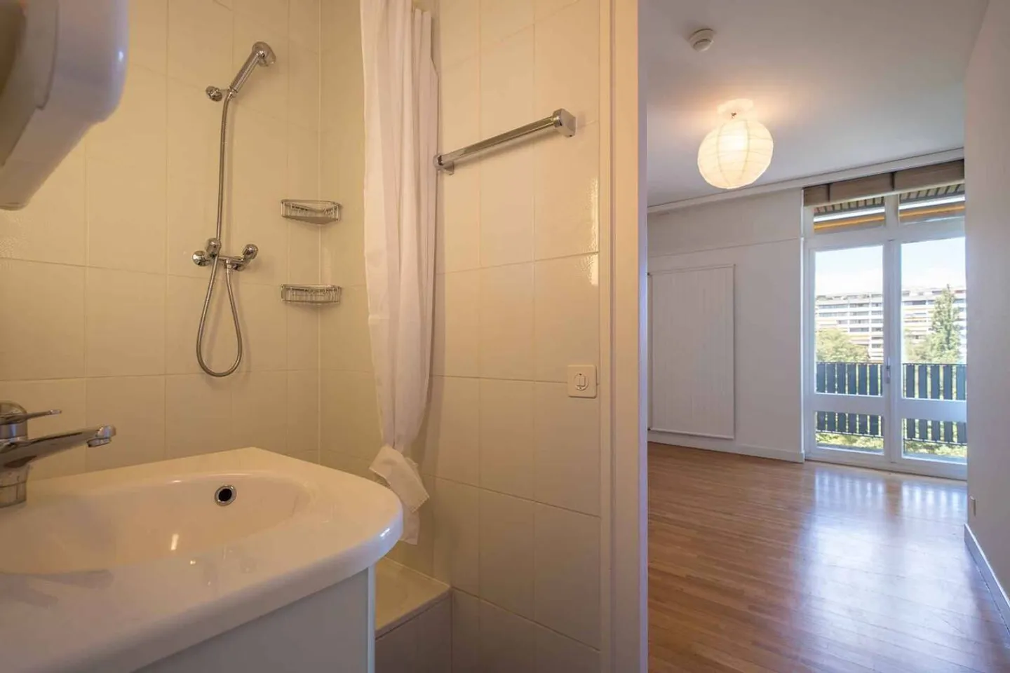 Appartement de 8 pièces vue lac - Photo 7 sur 10