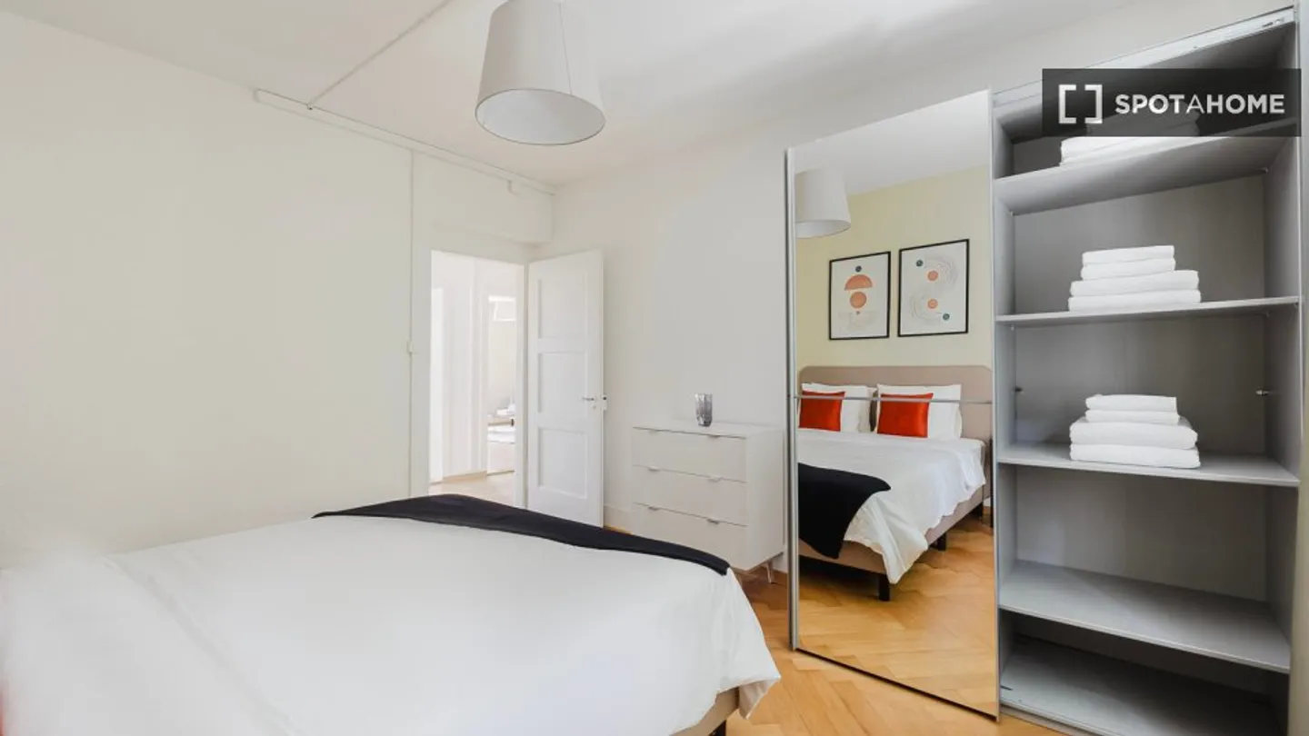 Discover, visit and rent your new home online with full confidence. - Photo 18 of 18